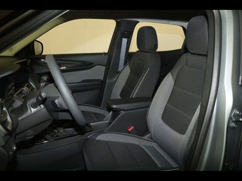 New 2026 Chevrolet TrailBlazer LT image 17