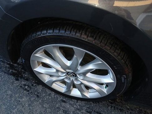 Used 2015 MAZDA MAZDA3 s Grand Touring image 10