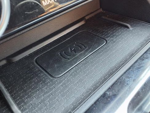 Used 2025 Jaguar F-PACE R-Dynamic S image 13