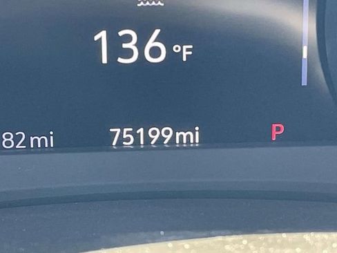 Used 2019 Cadillac XT4 Premium Luxury FWD image 22