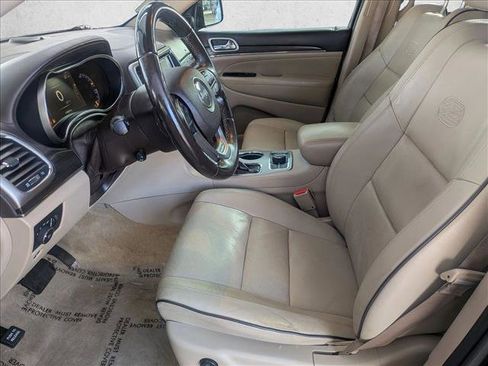 Used 2018 Jeep Grand Cherokee Overland image 11