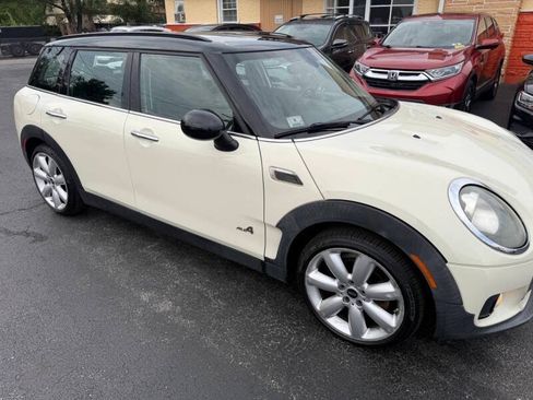 Used 2017 MINI Cooper Clubman ALL4 AWD/4WD image 1