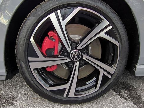 New 2026 Volkswagen GTI SE FWD image 23