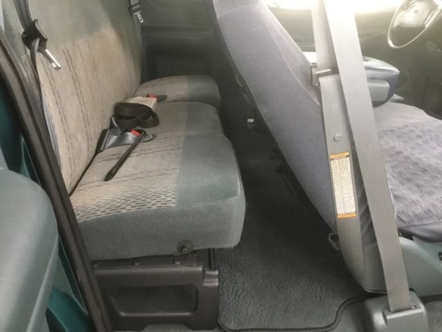 Used 1998 Ford F150 XLT AWD/4WD image 16