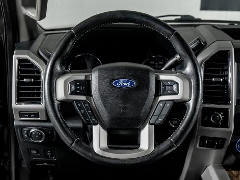 Used 2019 Ford F250 Lariat w/ Lariat Ultimate Package image 17