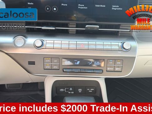Used 2025 Hyundai Kona SEL image 21
