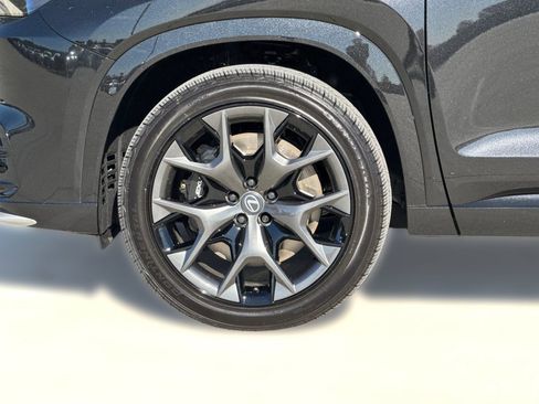 New 2026 Lexus TX 500h AWD image 11