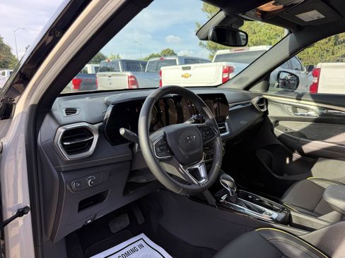 Used 2026 Chevrolet TrailBlazer ACTIV w/ Convenience Package FWD image 6