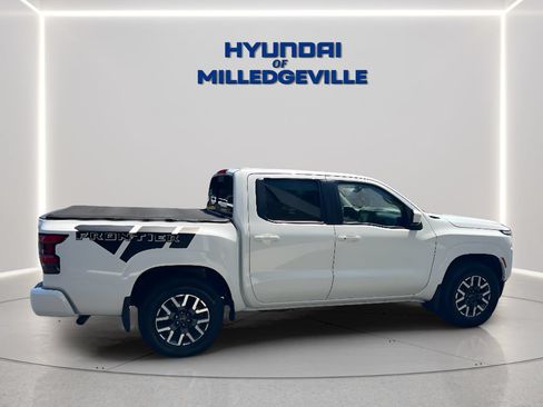 Used 2024 Nissan Frontier SL w/ Technology Package RWD image 7