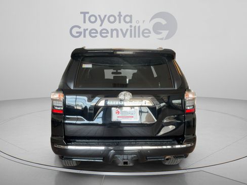 Used 2018 Toyota 4Runner Limited AWD/4WD image 5