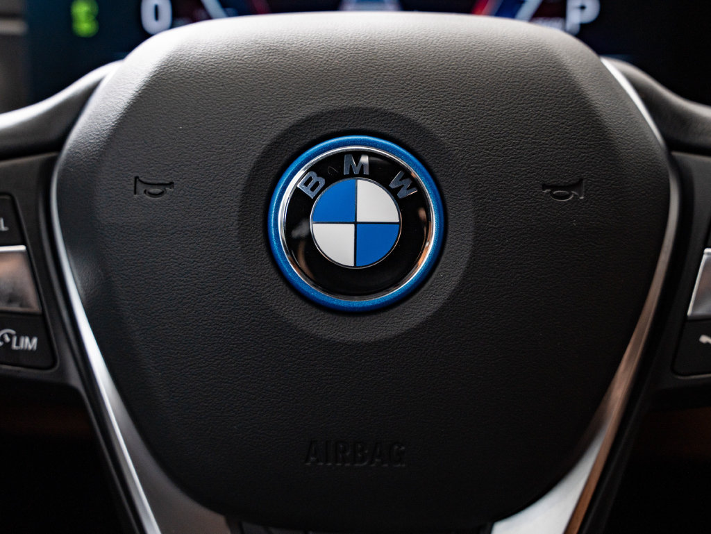 Used 2023 BMW i4 eDrive35 w/ Premium Package RWD image 30
