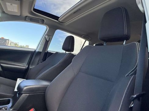 Used 2017 Toyota RAV4 XLE AWD/4WD image 12