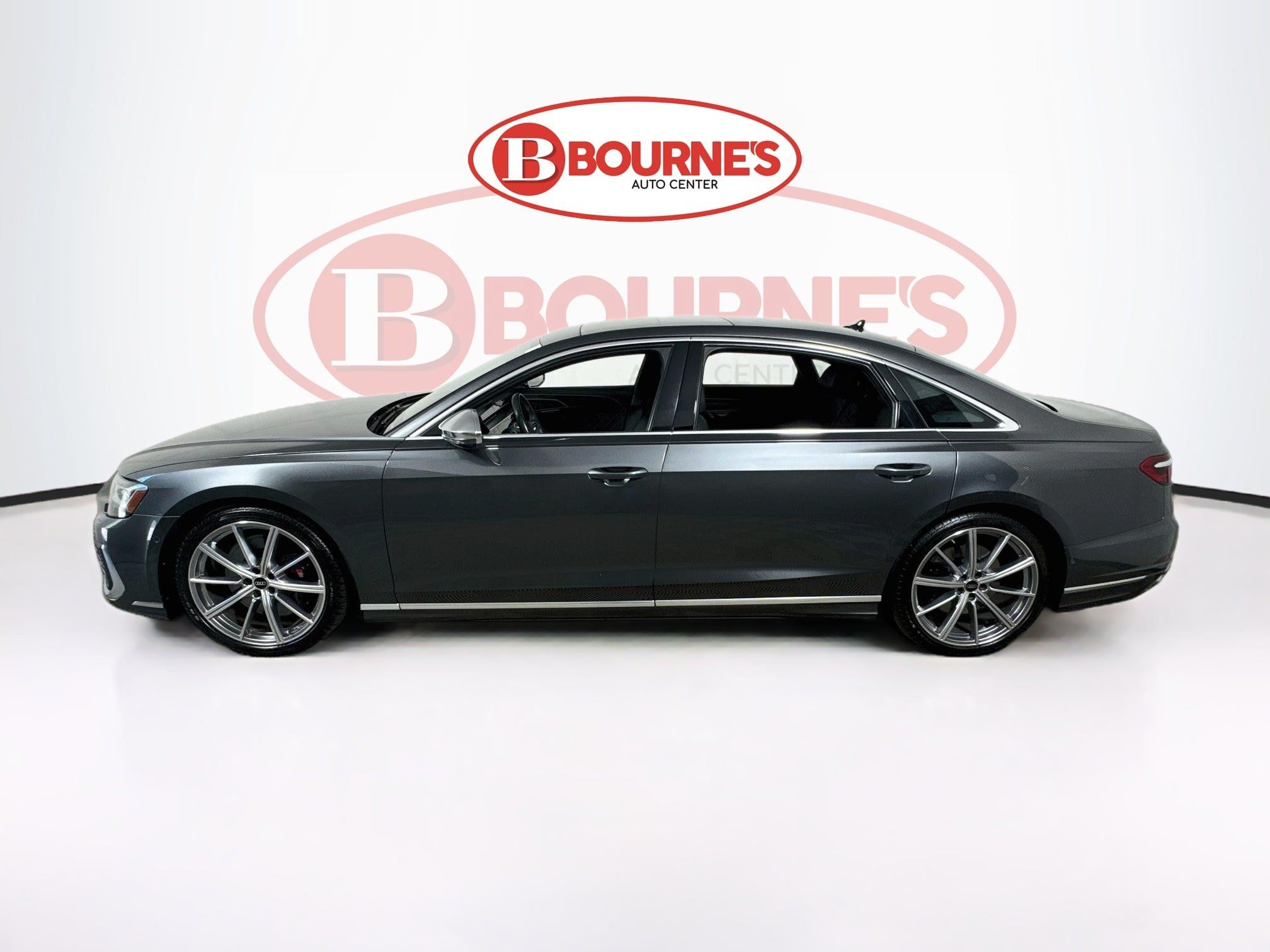 Used 2023 Audi S8 w/ S8 Comfort Plus Package AWD/4WD image 9