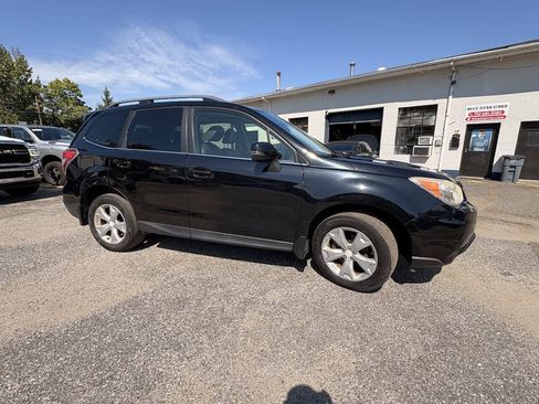 Used 2014 Subaru Forester 2.5i Touring AWD/4WD image 5