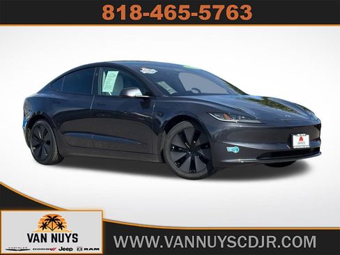 Used 2025 Tesla Model 3 Long Range image 1