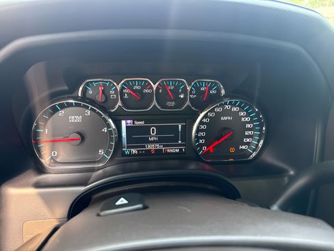Used 2015 Chevrolet Silverado 2500 LTZ w/ Duramax Plus Package AWD/4WD image 17