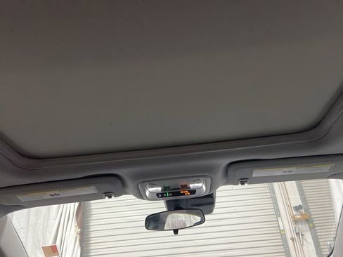 Used 2023 Chevrolet Malibu LT image 16