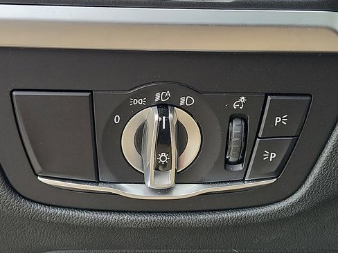 Used 2024 BMW X3 xDrive30i w/ Premium Package image 25