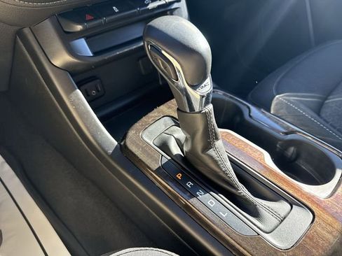 Certified 2022 GMC Canyon Elevation image 16