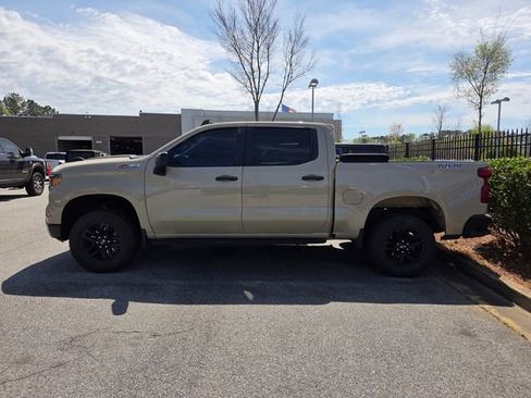 Used 2023 Chevrolet Silverado 1500 Custom Trail Boss image 3