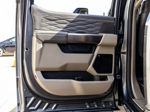 Used 2026 Ford F450 Platinum w/ Platinum Plus Package image 38