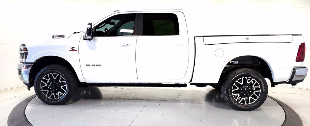 Used 2025 RAM 2500 Limited AWD/4WD image 7