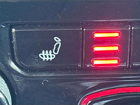 Used 2024 Jeep Grand Cherokee L Laredo image 20