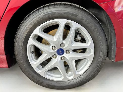 Used 2015 Ford Fusion SE image 7