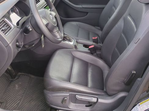 Used 2014 Volkswagen Jetta SE image 14