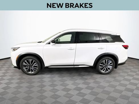 Certified 2026 INFINITI QX60 Luxe w/ Cargo Package FWD image 8