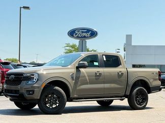 New 2026 Ford Ranger Lariat w/ Black Appearance Package AWD/4WD 360° Tour
