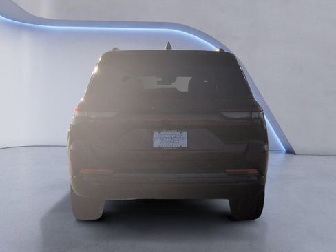 New 2026 Jeep Grand Cherokee Limited Reserve image 4