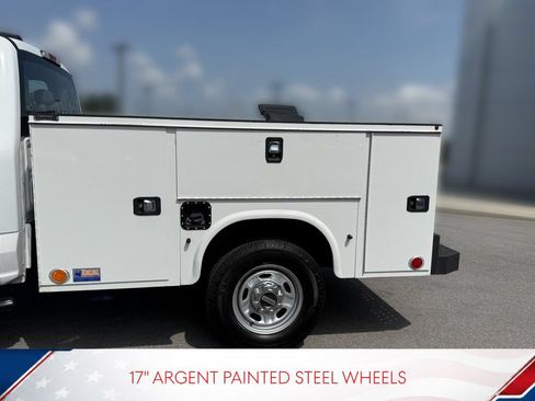 Used 2023 Ford F250 XL w/ Snow Plow/Camper Package AWD/4WD image 11