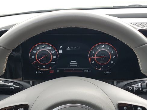 Used 2025 Hyundai Elantra SEL FWD image 20