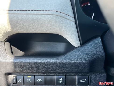 Certified 2024 Toyota RAV4 XLE w/ Convenience Package FWD image 32