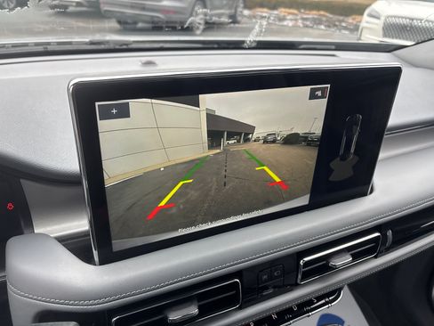 Certified 2022 Lincoln Nautilus Reserve w/ Cargo Utility Package image 20