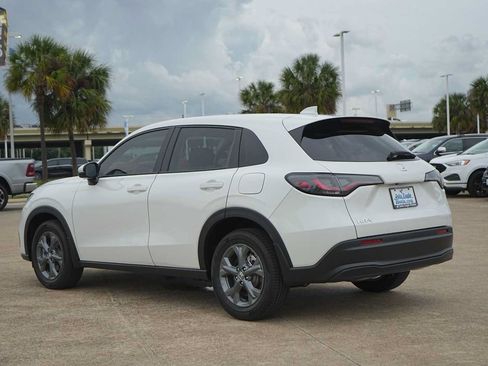 New 2026 Honda HR-V LX image 4
