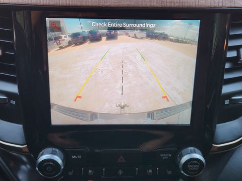 Used 2022 RAM 1500 Limited w/ Off Road Group AWD/4WD image 21