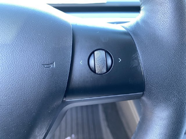 Used 2022 Tesla Model 3 Performance AWD/4WD image 34