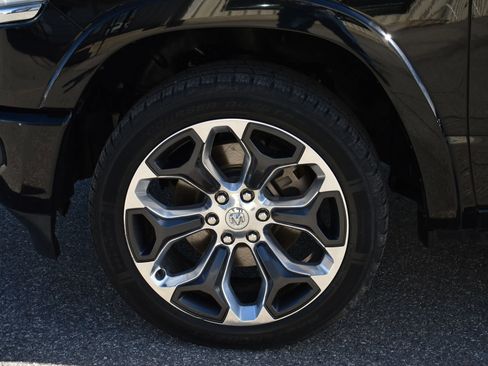 Used 2019 RAM 1500 Limited image 11