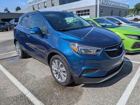 Used 2019 Buick Encore Preferred w/ Safety Package FWD image 22