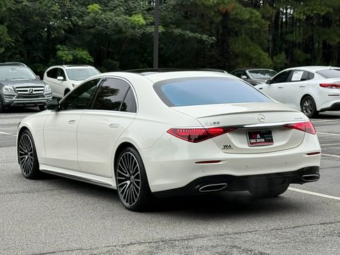 Used 2022 Mercedes-Benz S 580 4MATIC Sedan w/ AMG Line Package image 6