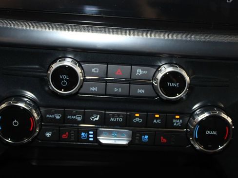 New 2025 Ford F150 Lariat w/ Equipment Group 501A Mid image 44