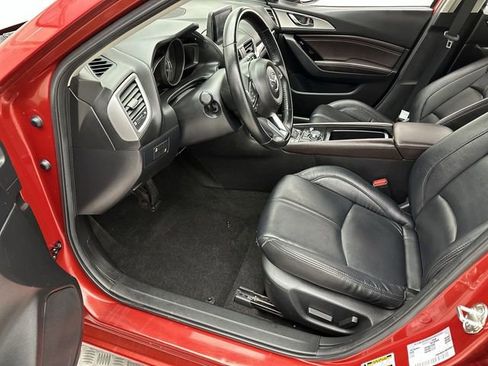 Used 2017 MAZDA MAZDA3 Touring image 10