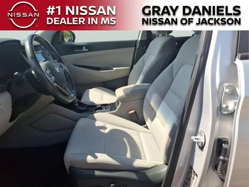 Used 2017 Hyundai Tucson Sport FWD image 23