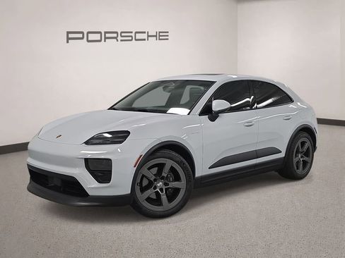 Certified 2025 Porsche Macan Electric RWD image 1