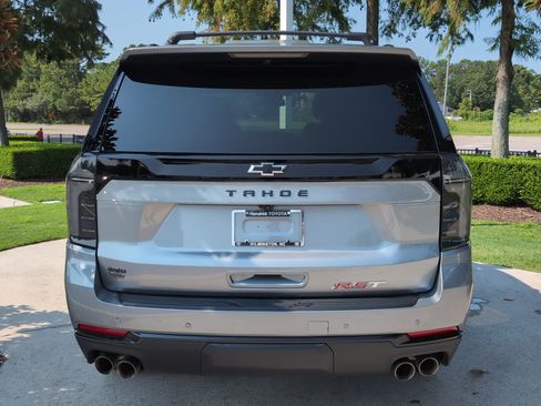Used 2025 Chevrolet Tahoe RST w/ Comfort Package AWD/4WD image 44