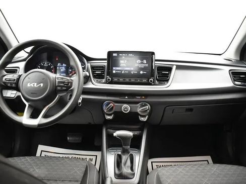 Used 2023 Kia Rio S image 18