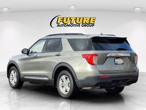 Used 2020 Ford Explorer XLT w/ Class III Trailer Tow Package image 7