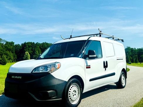 Used 2021 RAM ProMaster City Tradesman image 1